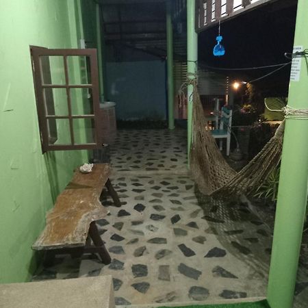 Hill Station Hostel At Chor Chaba Ko Kut Luaran gambar