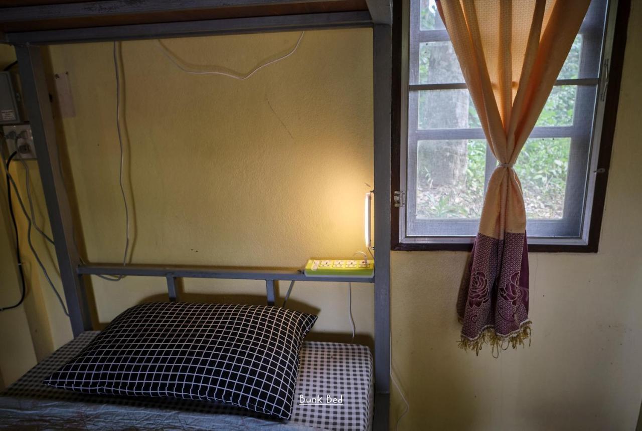 Hill Station Hostel At Chor Chaba Ko Kut Luaran gambar